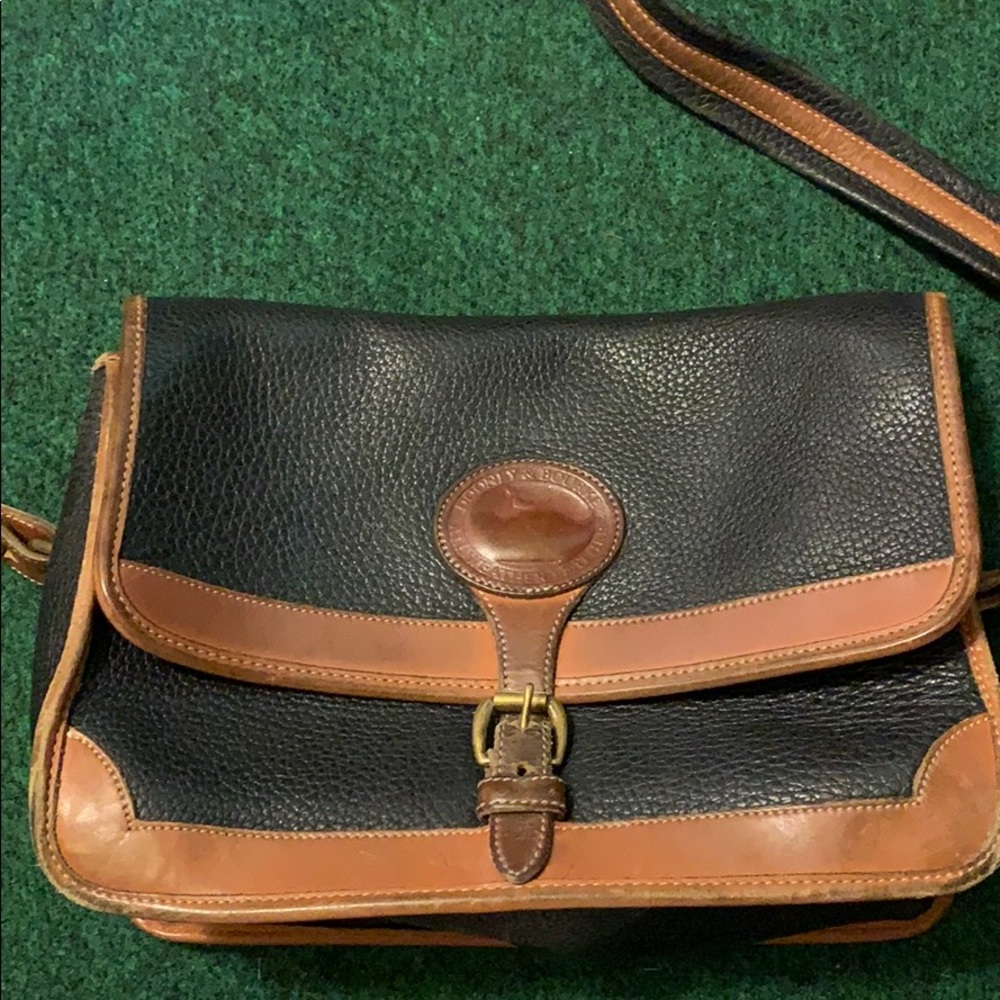 Vintage Dooney & Bourke Cross body Bag